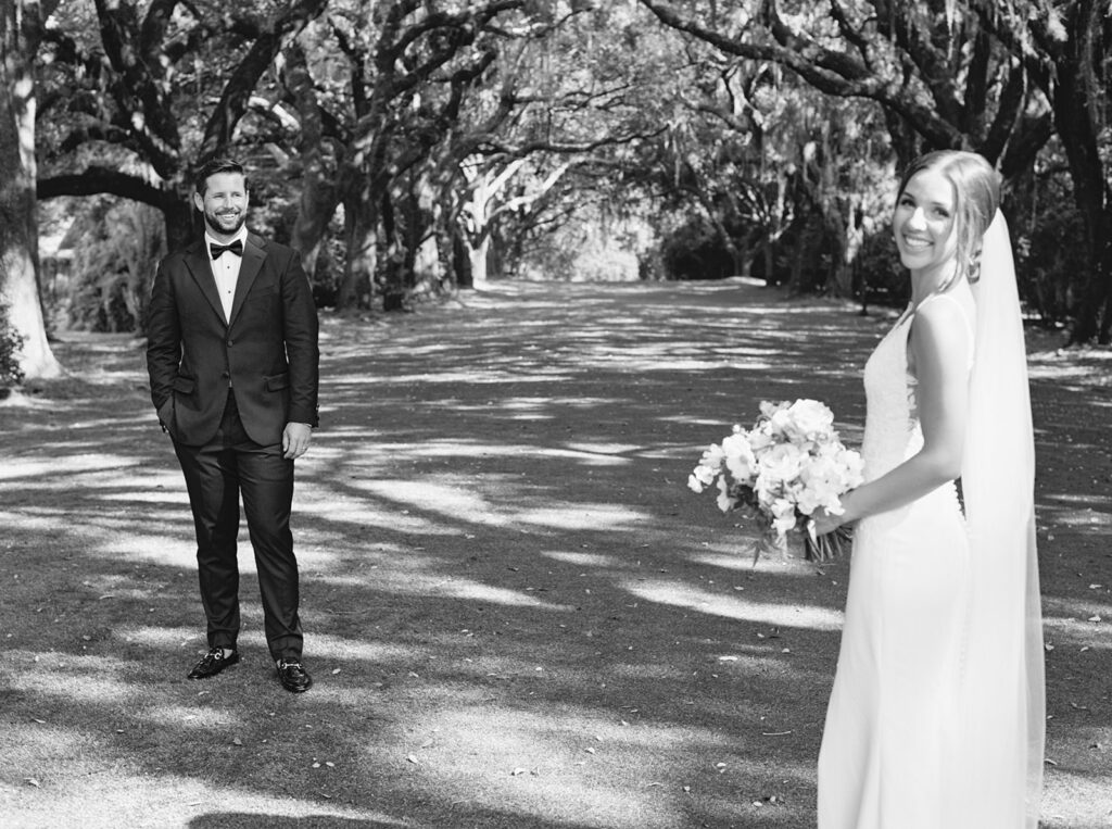 Summer wedding in Charleston in Black and White at Legare Waring House